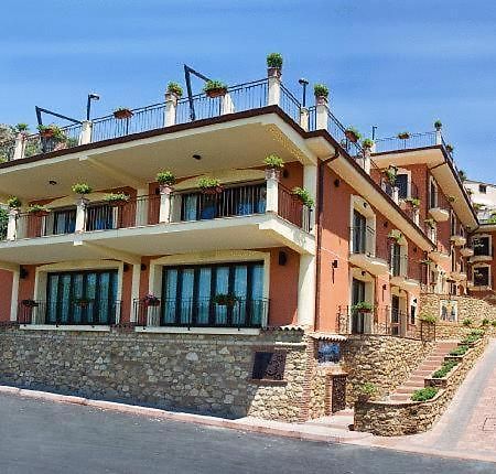 Agostiniana Hotel Санта-Тереза-ди-Рива Экстерьер фото