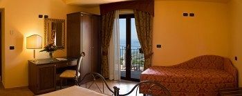 Agostiniana Hotel Санта-Тереза-ди-Рива Экстерьер фото