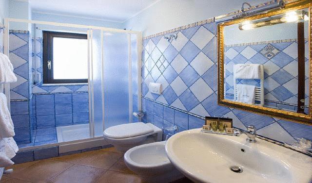 Agostiniana Hotel Санта-Тереза-ди-Рива Экстерьер фото